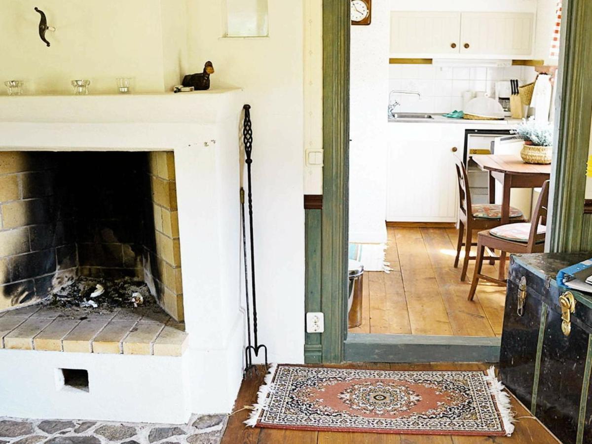 4 Person Holiday Home In Ankarsrum Hult  ภายนอก รูปภาพ